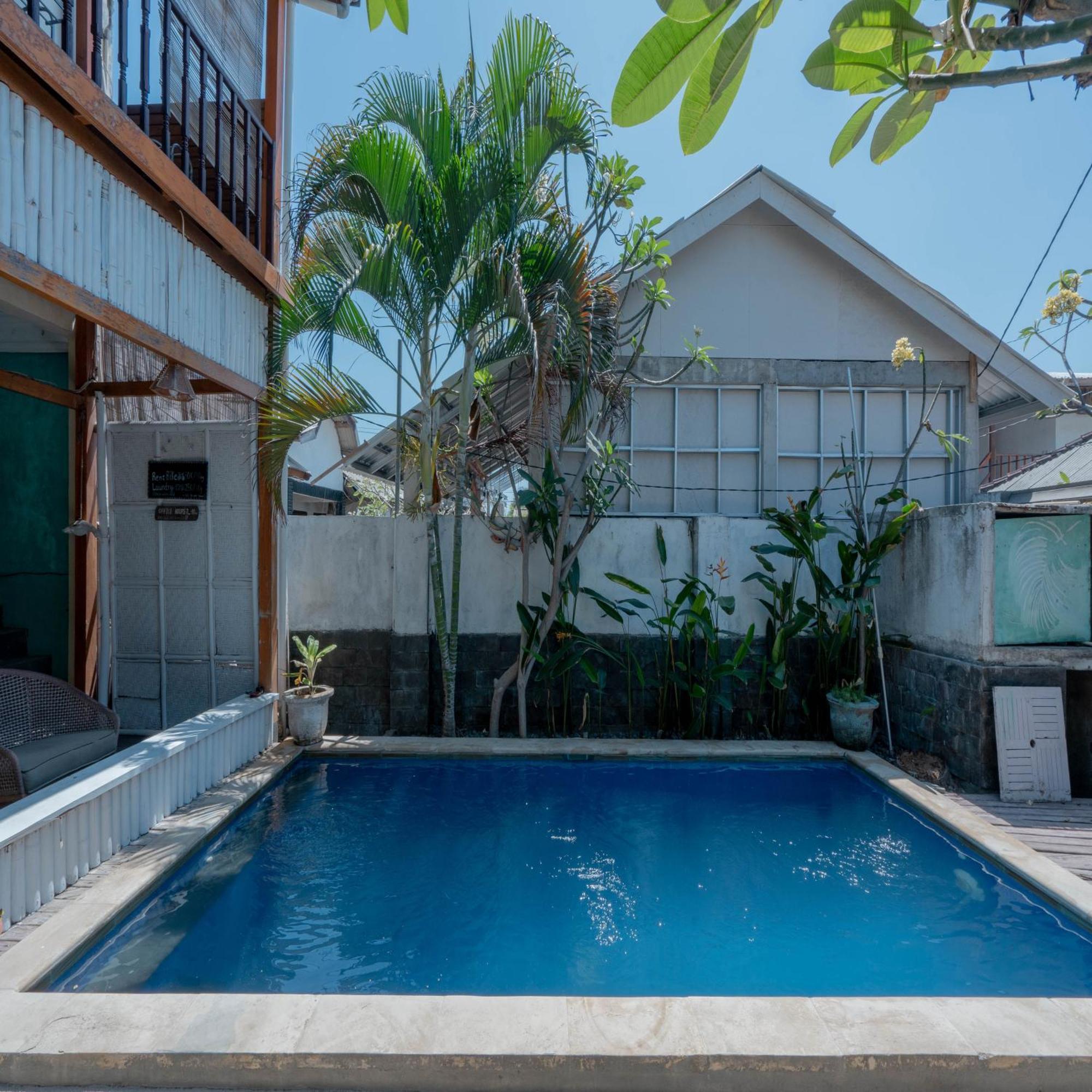 Gili White Bamboo Resort Gili Trawangan Esterno foto